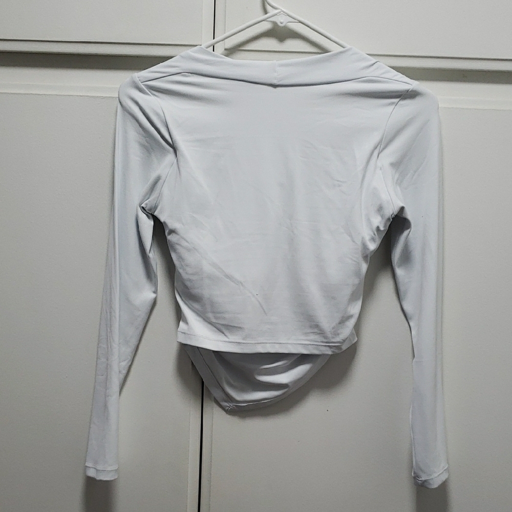White Asymmetric Hem Long Sleeve Top - Picture 3 of 7